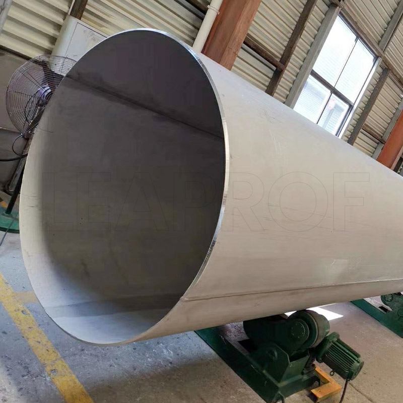 Stainless steel welded pipe